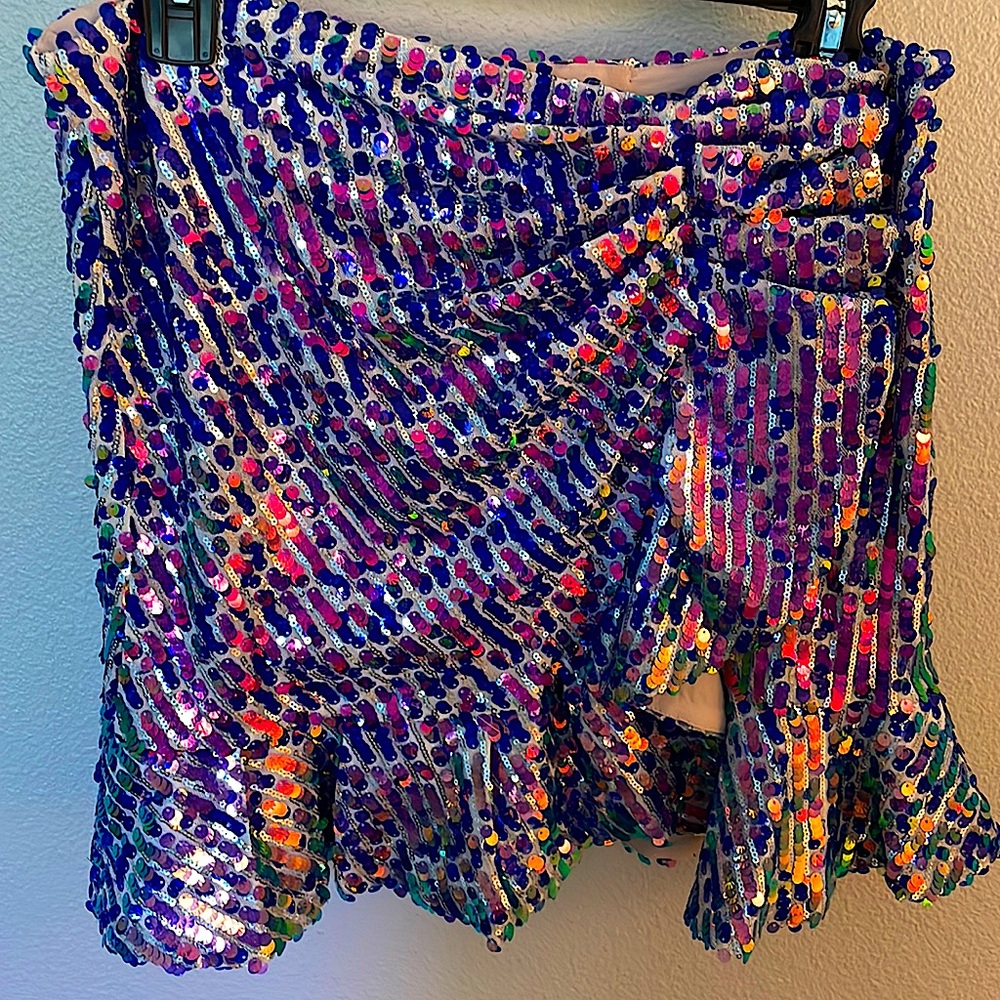 Multi colour sequins mini skirt, Size:L Waist Measurement 30cm by ZARA